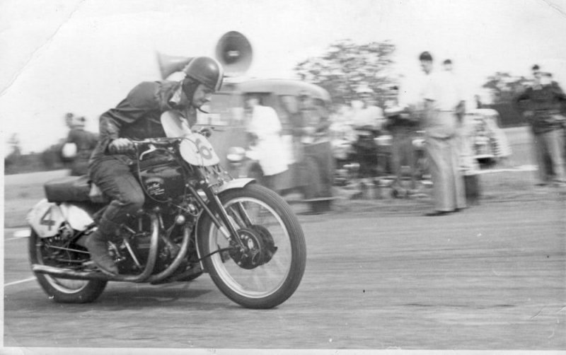 Vincent Black Lightning 1951 - самый дорогой мотоцикл в мире ушел с молотка