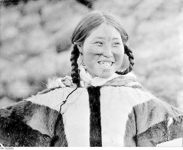 26. Девушка из племени инуитов
