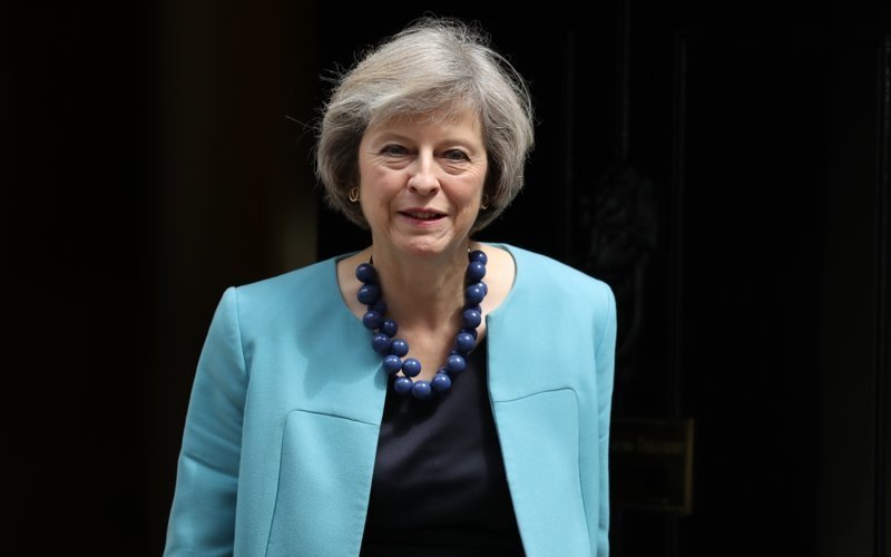 Позже стало известно, что премьер-министр Великобритании Тереза Мэй не приняла отставку
