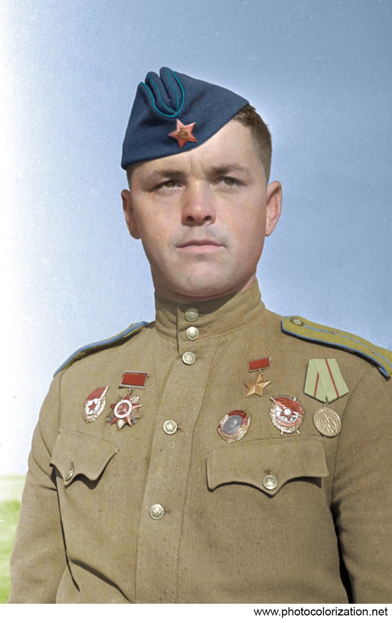 Герой Советского Союза гвардии капитан Владимир Иванович Гаранин (1921—1969)