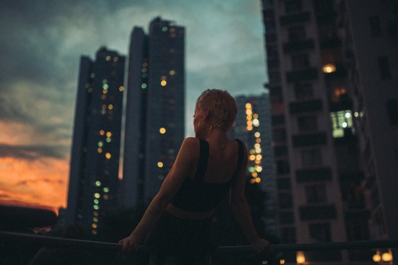 Немецкий стрит-фотограф сделал серию потрясающих снимков футуристических бетонных джунглей Гонконга андре джосселин, гонконг, стрит-фото, фотографии