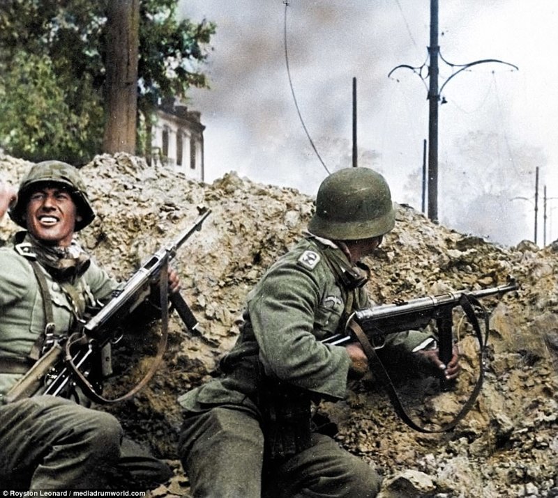 Фотографии сталинградской битвы "раскрасил" английский ретушер