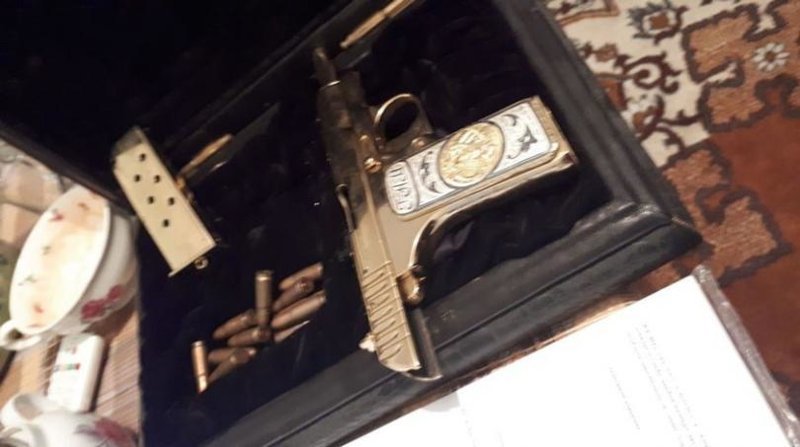 Пистолеты из золота: зачем они нужны и кто их покупает?