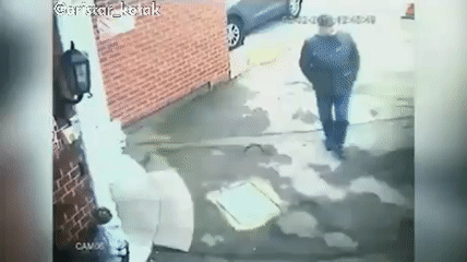 Обокрал бабулю