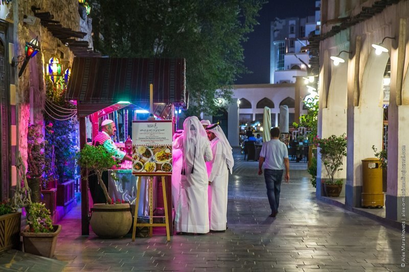 Ночные приключения транзитника на рынке в Дохе