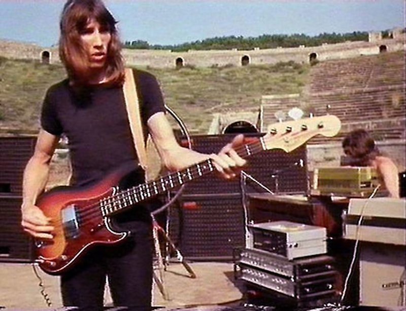 Роджер Уотерс - сам себе "Pink Floyd"
