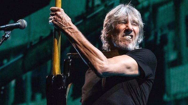Джордж Роджер Уотерс (George Roger Waters)  родился 6 сентября 1943,  — британский рок-музыкант, вокалист, бас-гитарист, композитор, поэт.