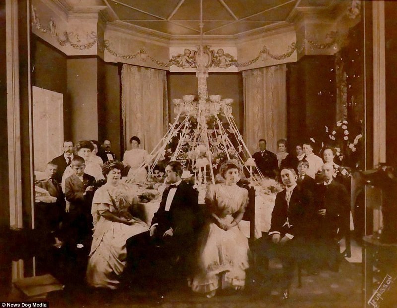 Февраль 1908 года, мероприятие по случаю дня рождения Джози Арлингтон, одной из самых успешных мадам в Сторивилле, владелицы борделя.