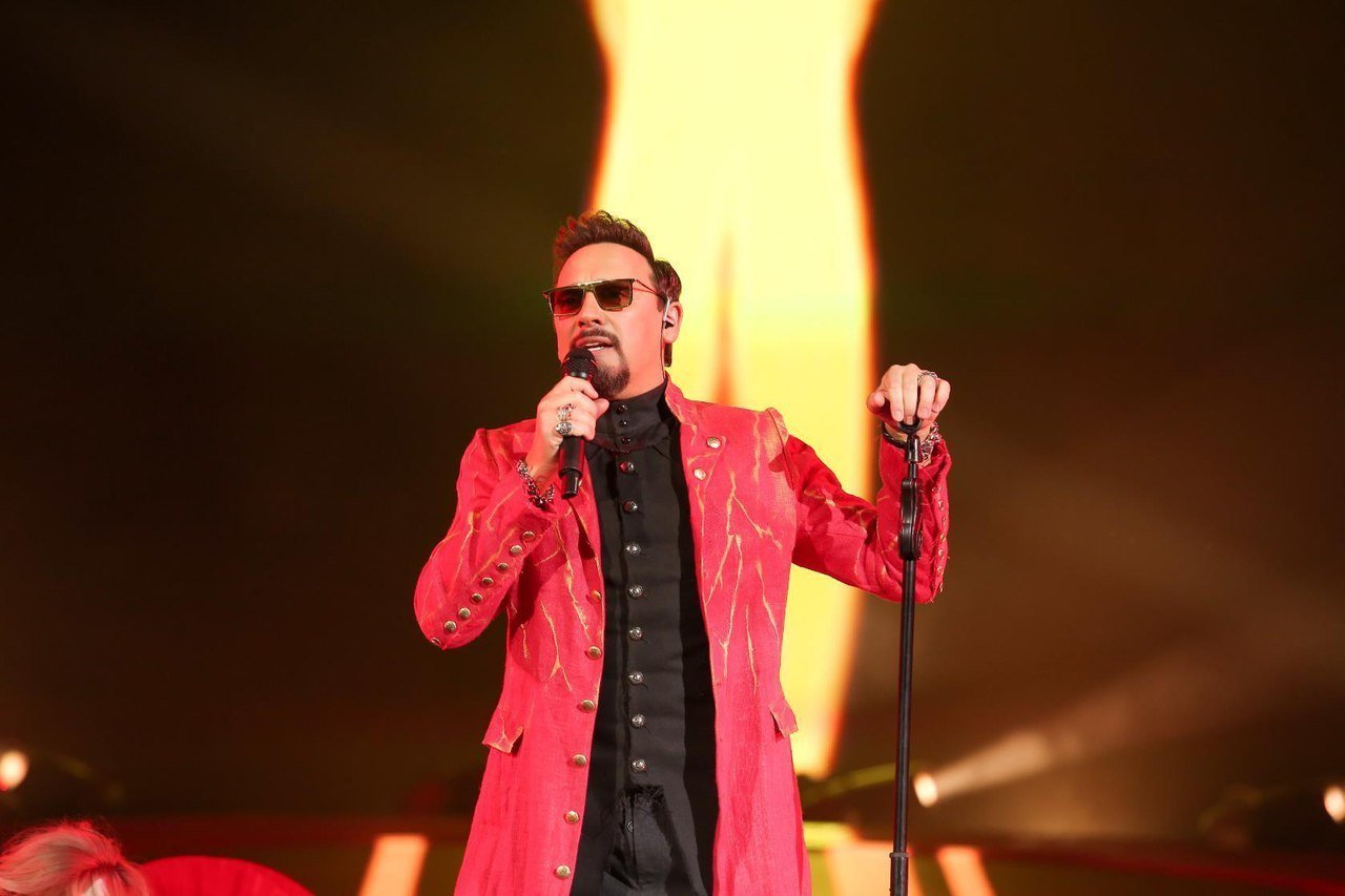 Мы будем жить видео на ютубе концерт. Ютуб концерт стаса. Ютуб концерт стаса. Ютуб концерт стаса. Ютуб концерт стаса.