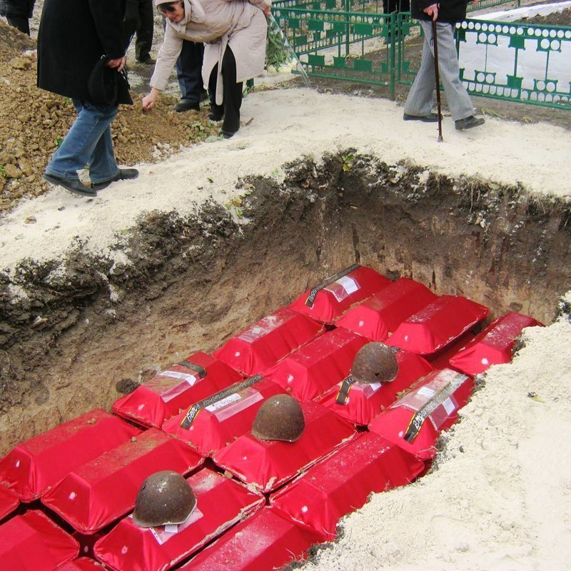 Перезахоронение советских солдат 2015г.
