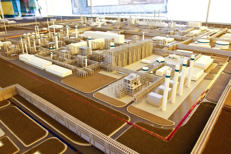 Одна из крупнейших строек России на площади в 460 гектаров трудятся 11 201 строителей