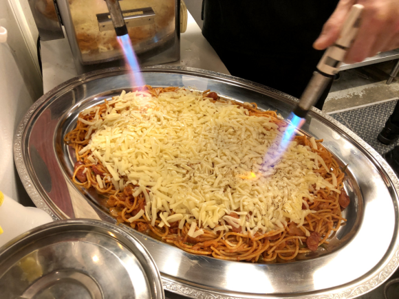 Большая жратва: съесть спагетти и умереть