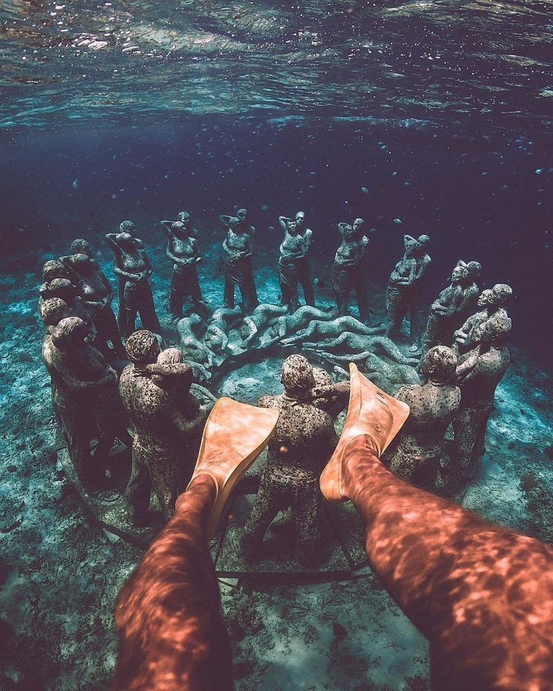 Подводные скульптуры