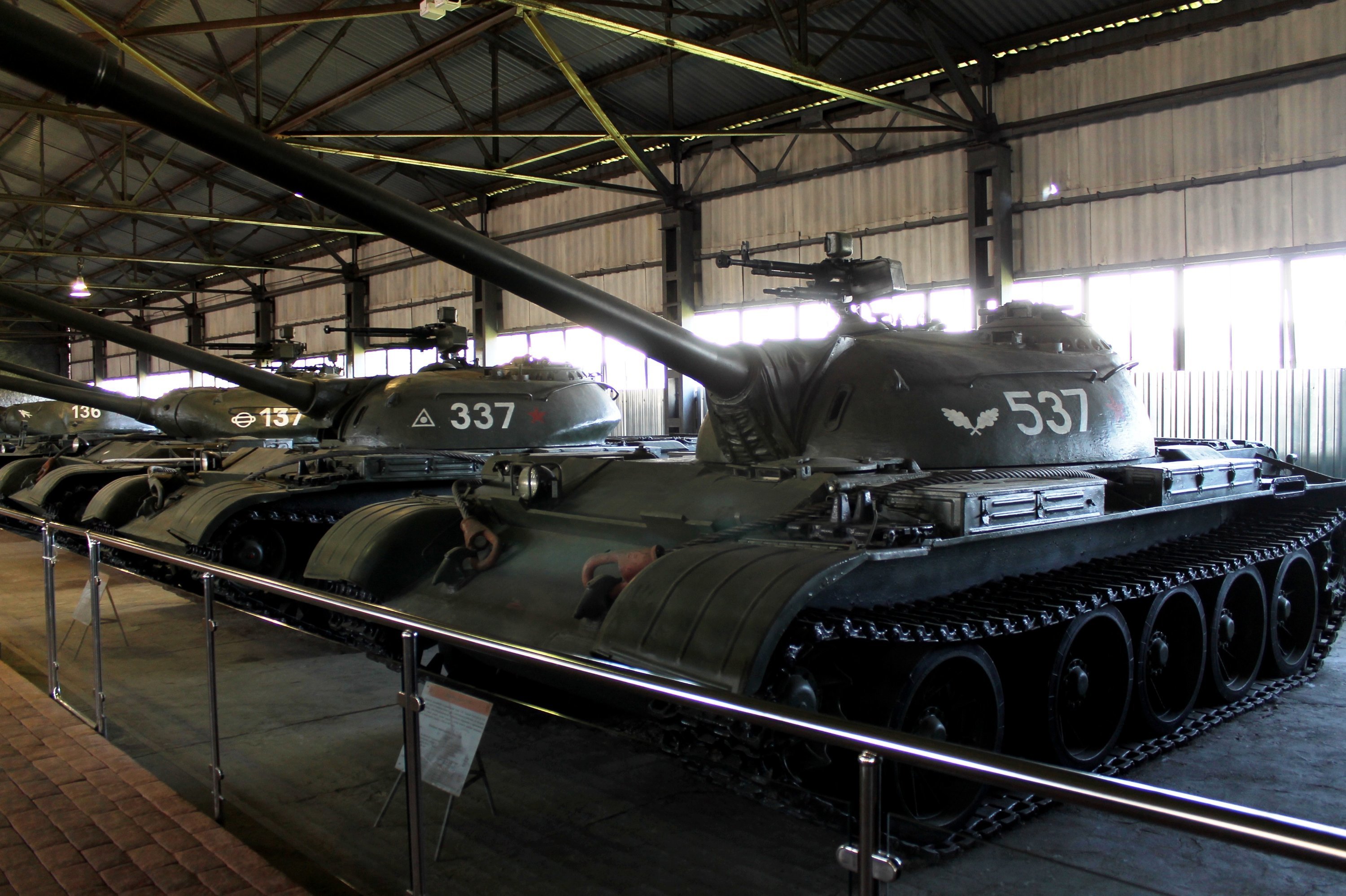 Где музей танков. Кубинка танковый музей. Музей в Кубинке танки. Т-55 В Кубинке. Бронетанковый музей в Кубинке Кубинка.