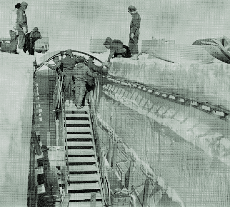 Проект «Ледяной червь»: как американцы попытались построить в Гренландии подледный город
