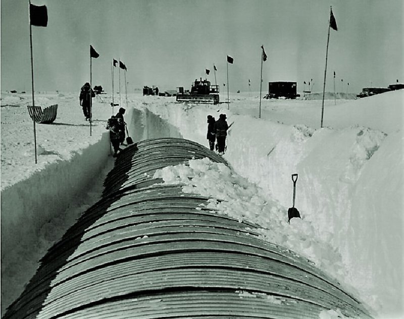Проект «Ледяной червь»: как американцы попытались построить в Гренландии подледный город