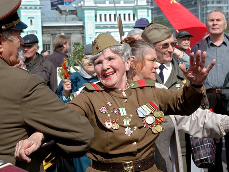 — Почему русские каждый год отмечают День Победы?