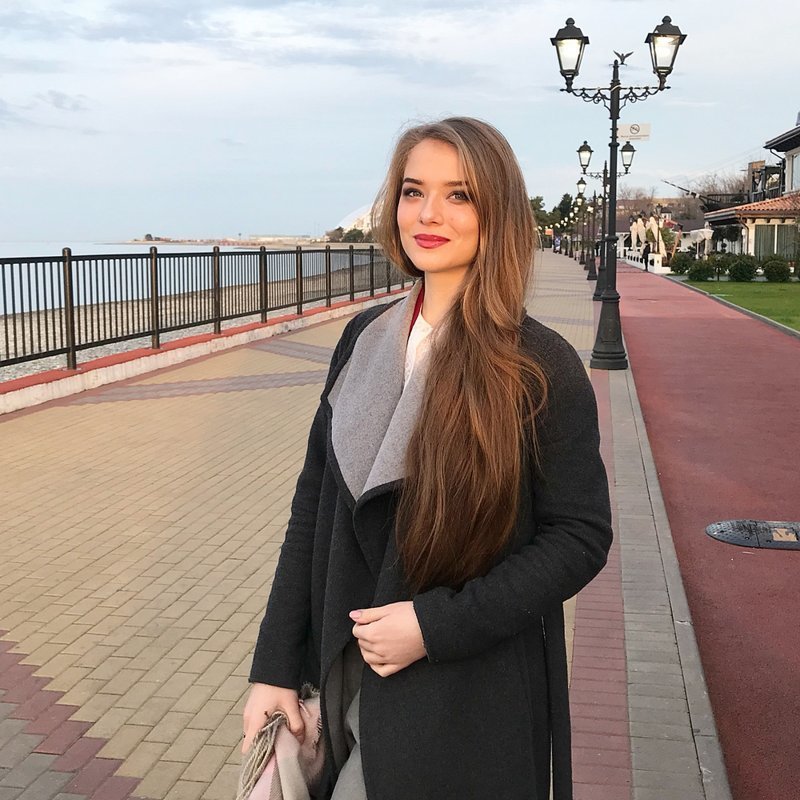 Представительница Бурятии Александра Цыренова стала «Красой России-2017»