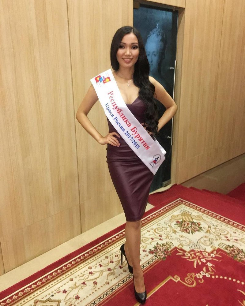 Представительница Бурятии Александра Цыренова стала «Красой России-2017»
