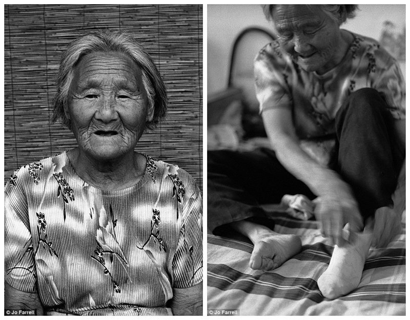 Гонг Ксю Ин. Родилась в 1929 году. Перенесла бинтование ног в 15-летнем возрасте, замуж вышла в 17 лет