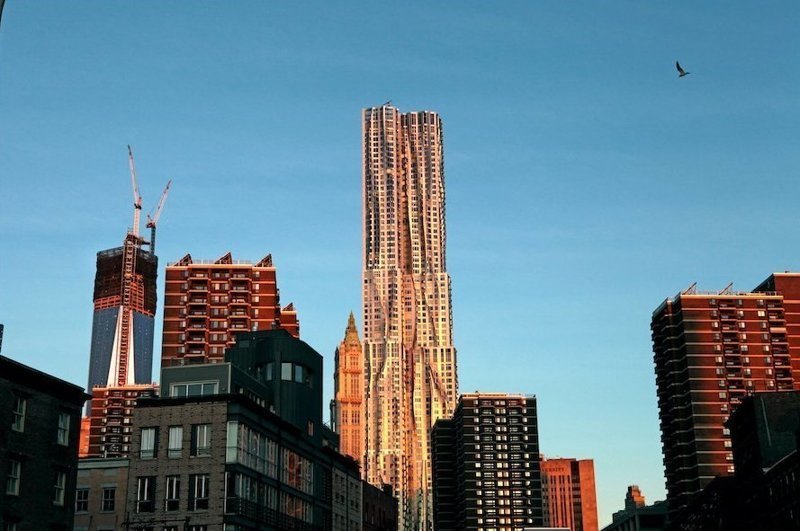 8. 76-этажный небоскреб "Спруская улица" в Нью-Йорке, 2010