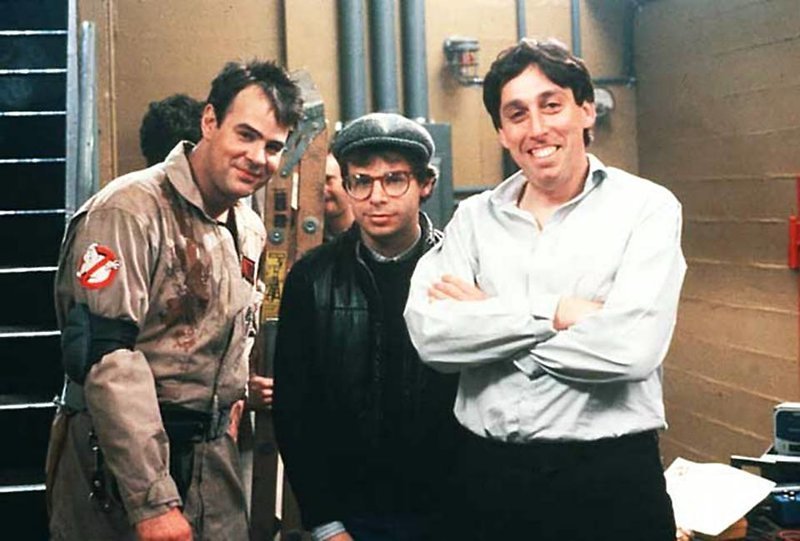 Дэн Эйкройд, Рик Моранис и Иван Рейтман на съемочной площадке "Ghostbusters".