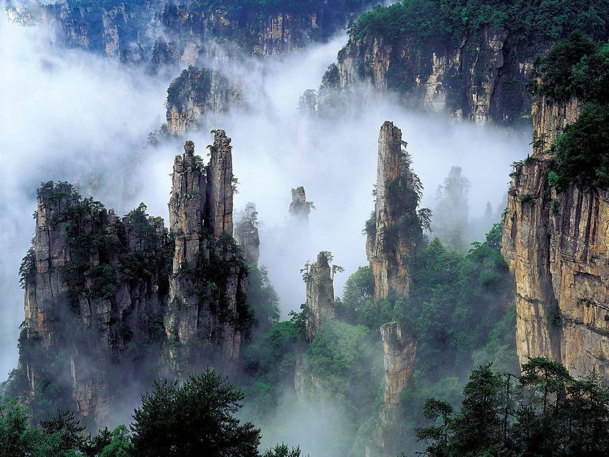 Горы Улинъюань Китай