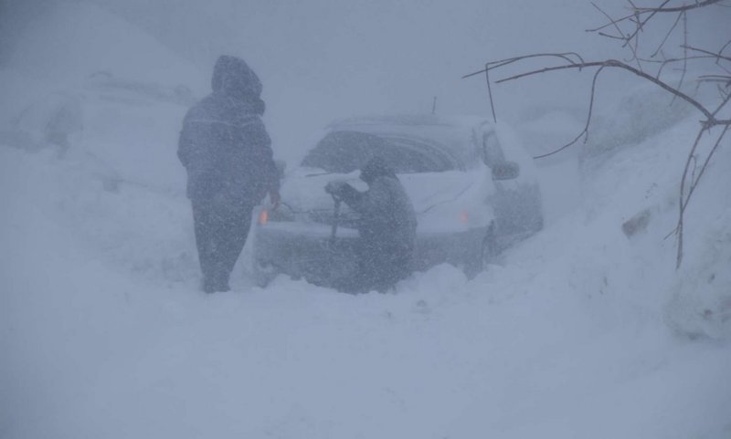 Снежный апокалипсис: стихия снова проверяет сахалинцев на прочность
