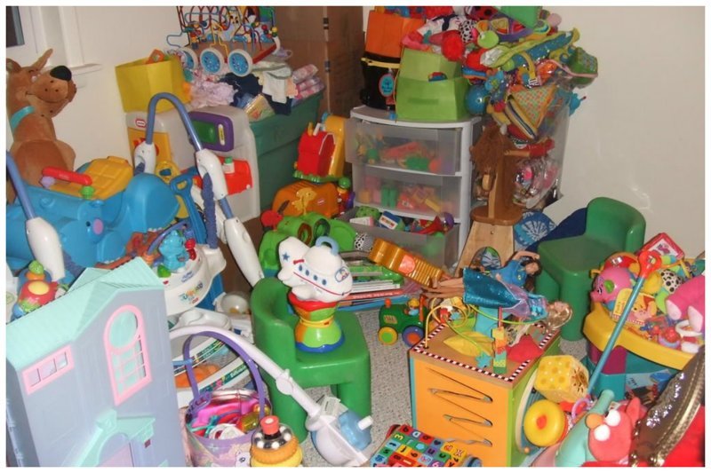 Куда ни сел - в попе кубик, или Как навести порядок в детской комнате