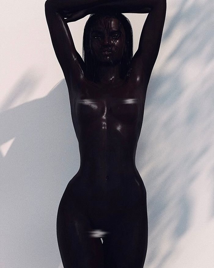 Фотограф был обвинён в расизме после того, как его безупречная модель прославилась в Instagram*