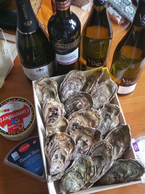 Быстрая "РЫБАЛКА" или не плохо ,когда рядом рыбный рынок