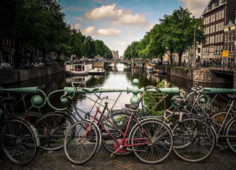 4. Амстердам