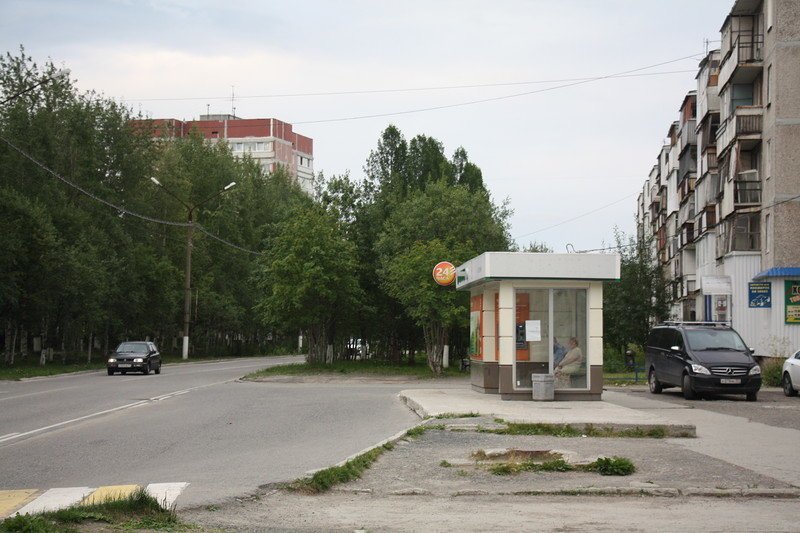 Урно полярные зори. Вокзал Полярные зори. Старый вокзал Полярные зори. Сосновая 8 Полярные зори.