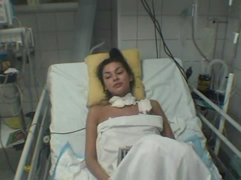 голая девушка перед операцией