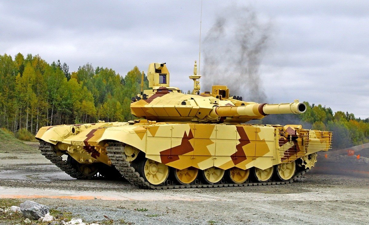 Танк Т-90: в чём заключается его устрашающая мощь