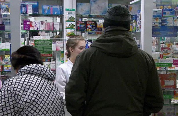 Супермаркеты против аптек: как скажется новый закон о торговле лекарствами на их цене