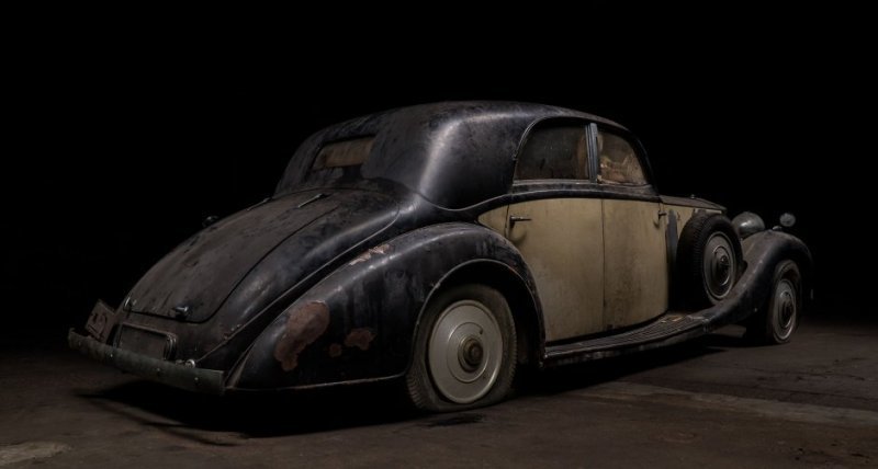 На заброшенной подземной парковке в Нью-Йорке найдены автомобили, простоявшие там 40 лет