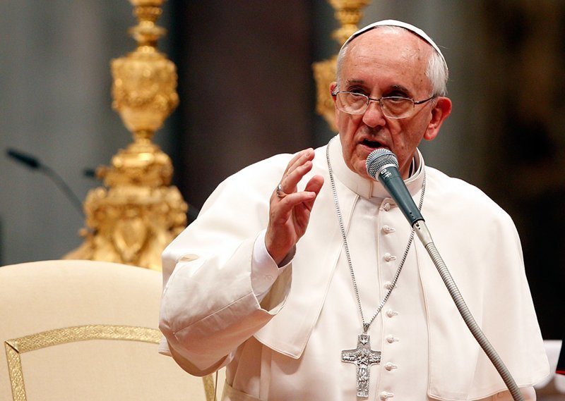 Папа Римский назвал проституцию пыткой