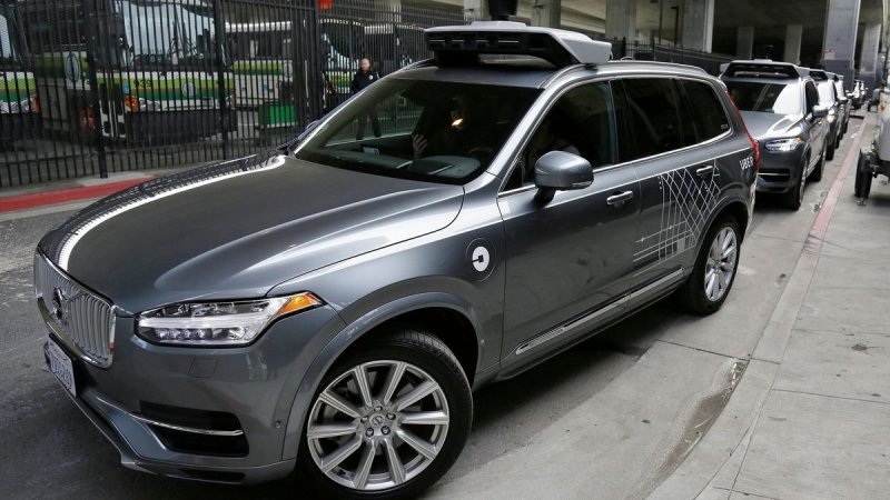 В Аризоне беспилотный автомобиль Uber насмерть сбил велосипедистку