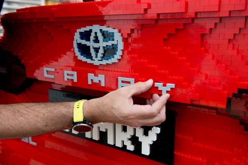 В Австралии сделали полноразмерную Toyota Camry из 500 000 кубиков Lego