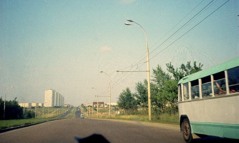 Ленинский проспект. 1968 г.  Кадр из окна такси по дороге из Внуково в центр.