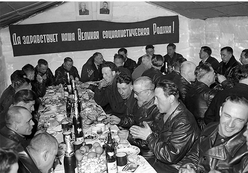 Политические коментарии соцсетей - 434