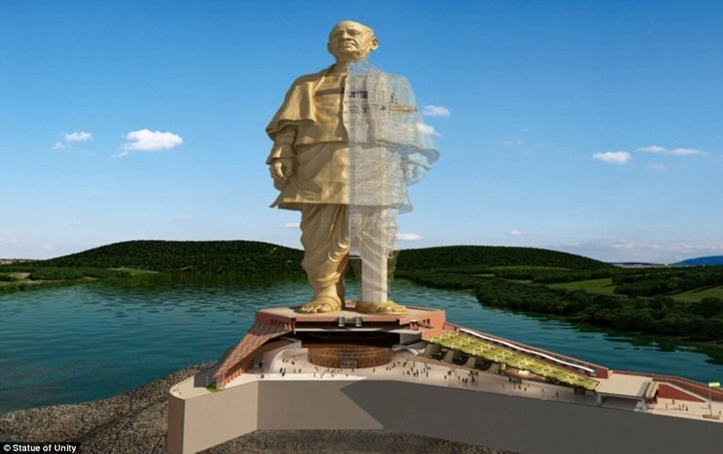 Статуя Единства - это памятник политическому лидеру Сардару Валлабхаи. На фото - проект сооружения.