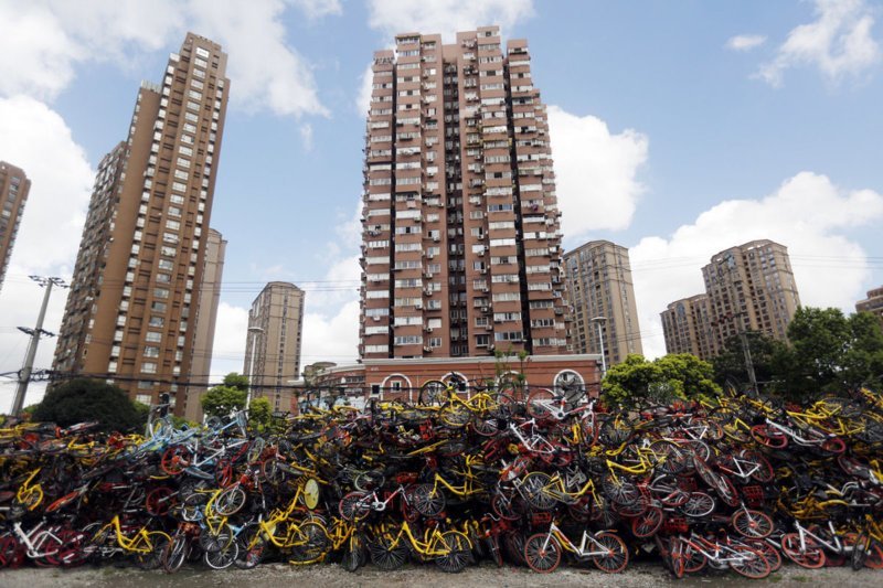 Китайские велосипедные кладбища: визуальная история странной деловой неудачи