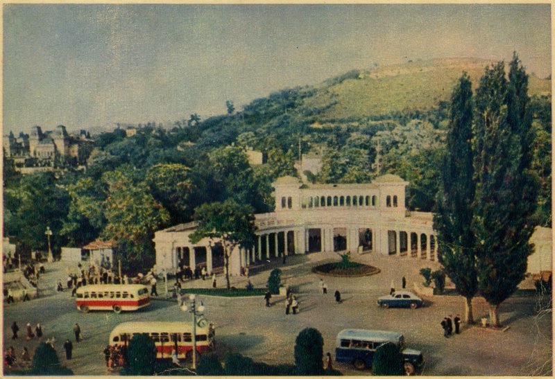 Кисловодск. Вход в парк. 1956 год.