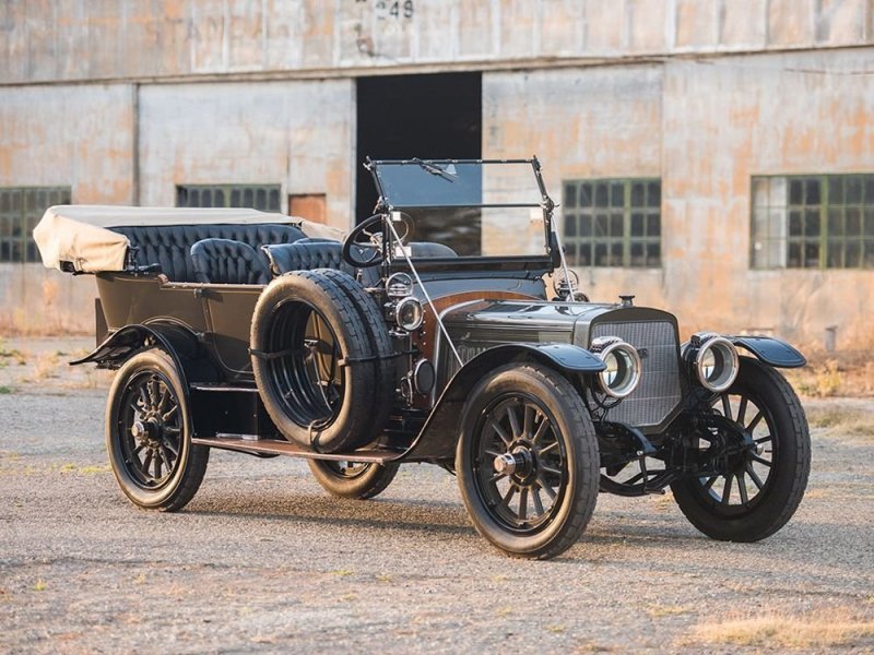 Lozier Model 51 Seven-Passenger Touring 1911 - американский олдтаймер за миллион