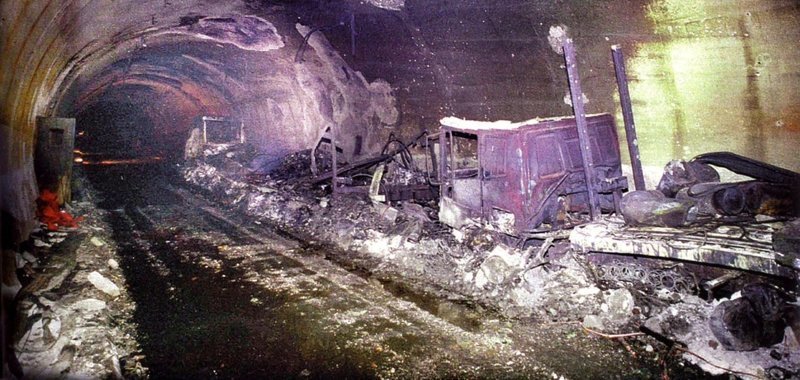 Кошмар под Монбланом: как загоревшийся грузовик убил 39 человек в горном тоннеле