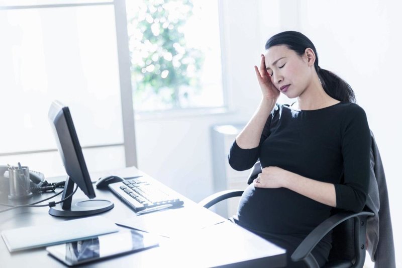 Эгоистка: японку заставили извиняться за беременность вне графика