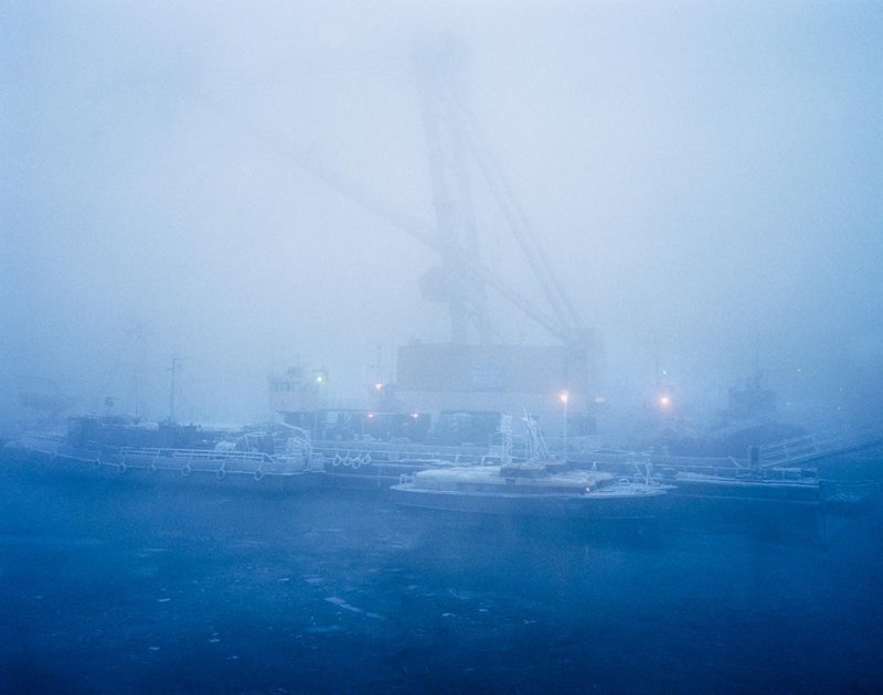 Порт Мурманска, январь 2005