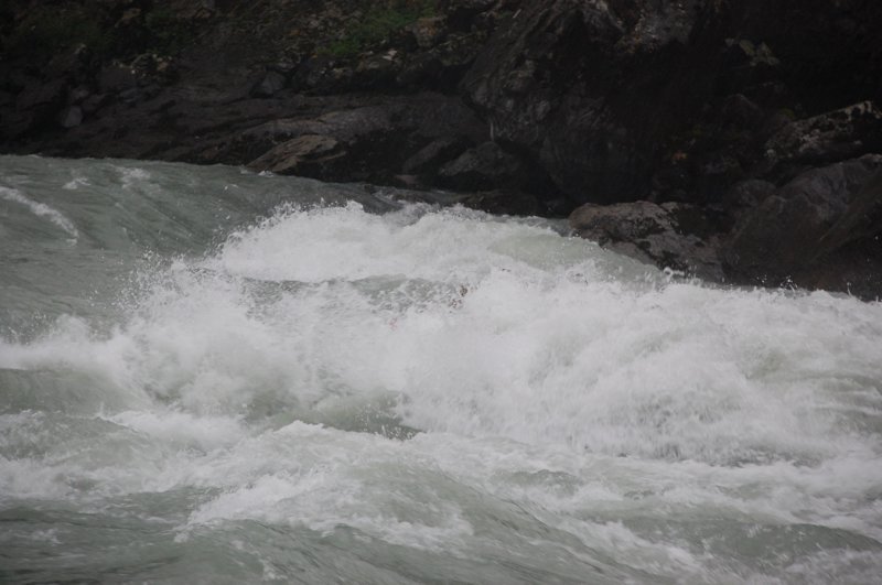Река Катунь, порог - Шабаш, входной пульсар